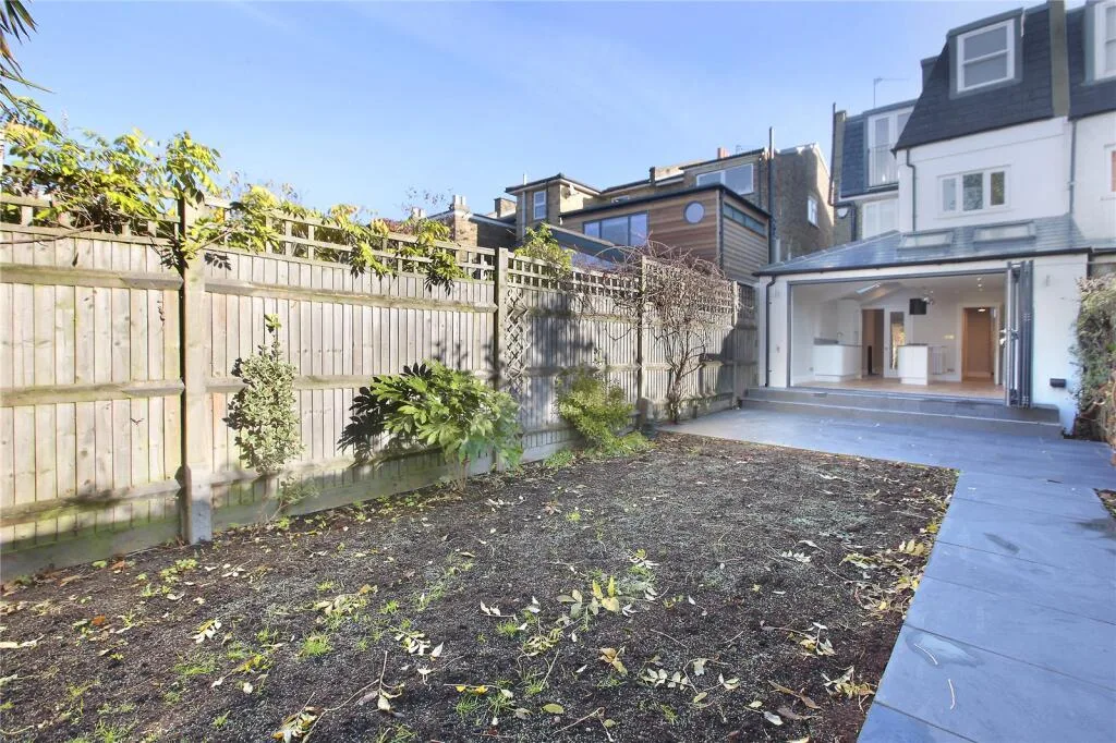 3 bedroom terraced house for rent