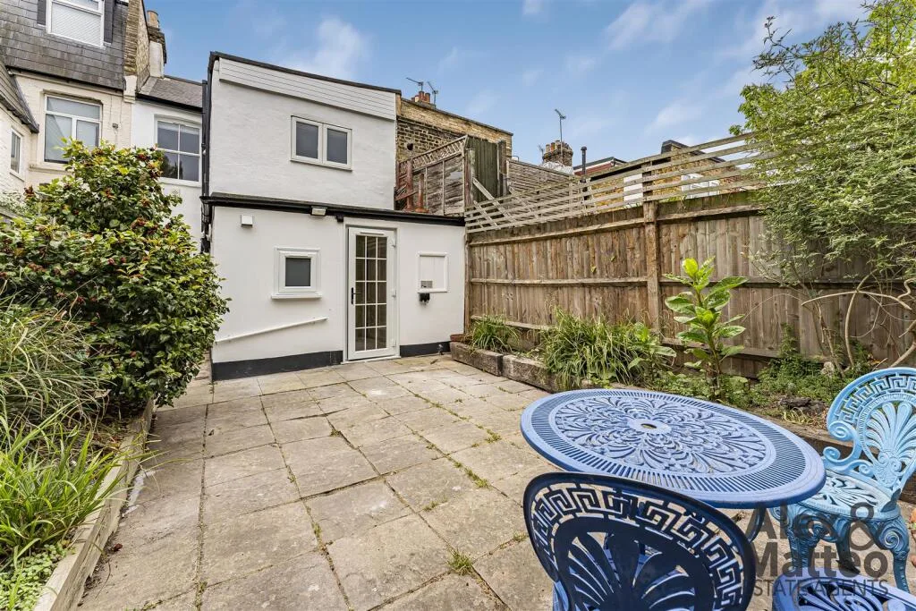 4 bedroom house for rent