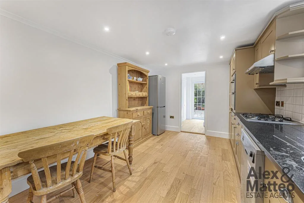 4 bedroom house for rent