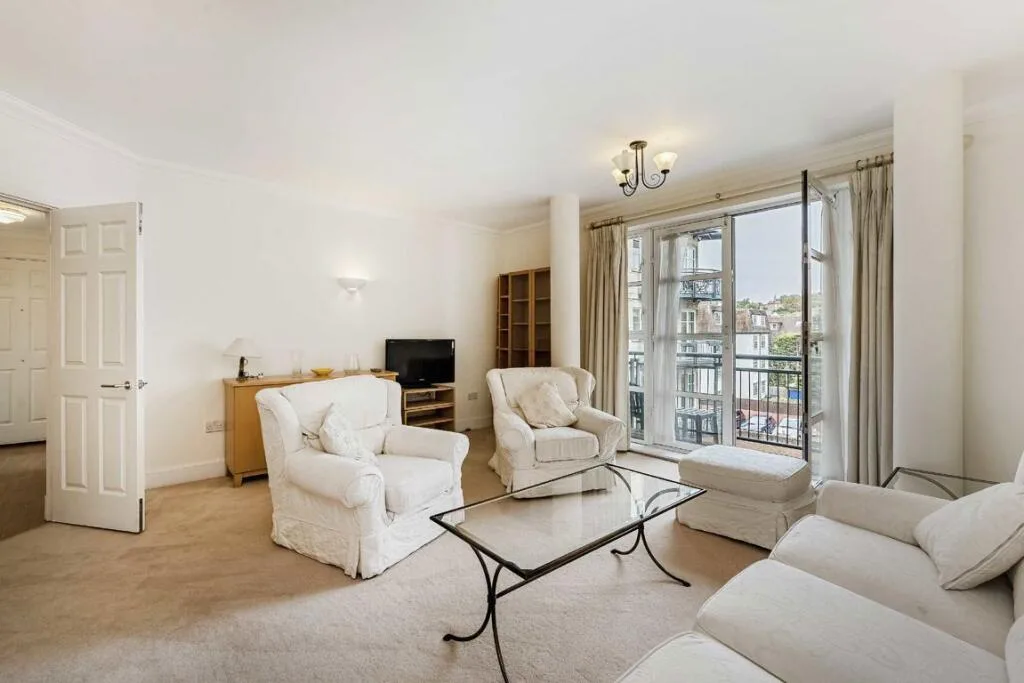 2 bedroom flat for rent