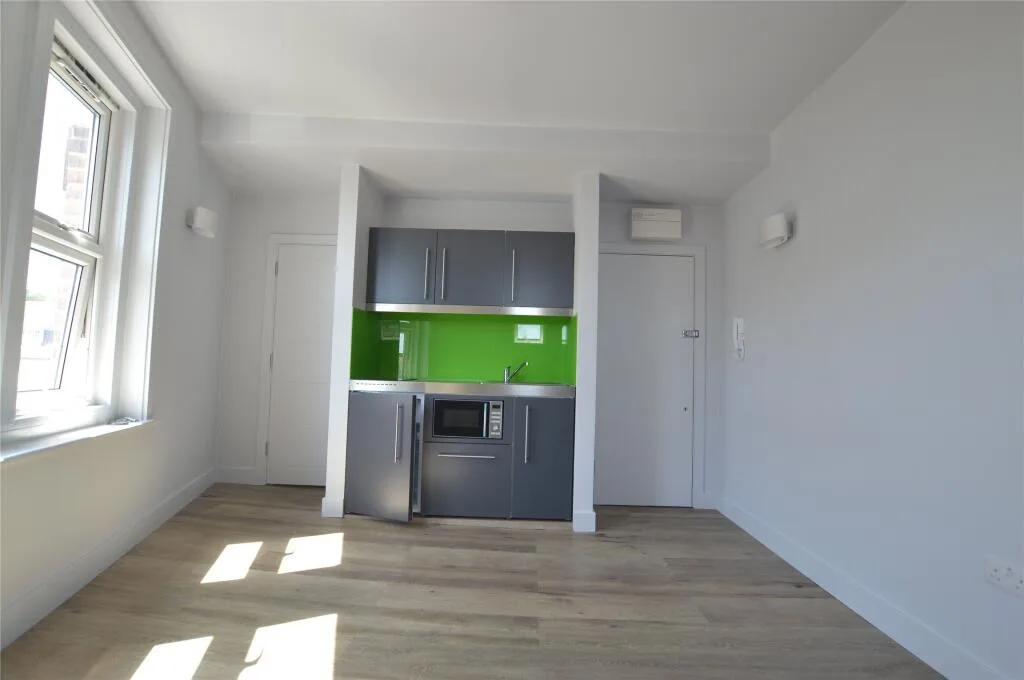 Studio apartment for rent