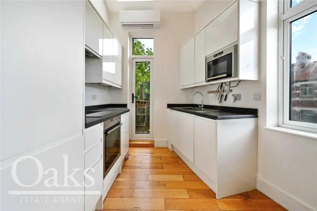 1 bedroom end of terrace house for rent