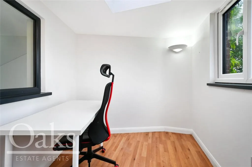 1 bedroom end of terrace house for rent