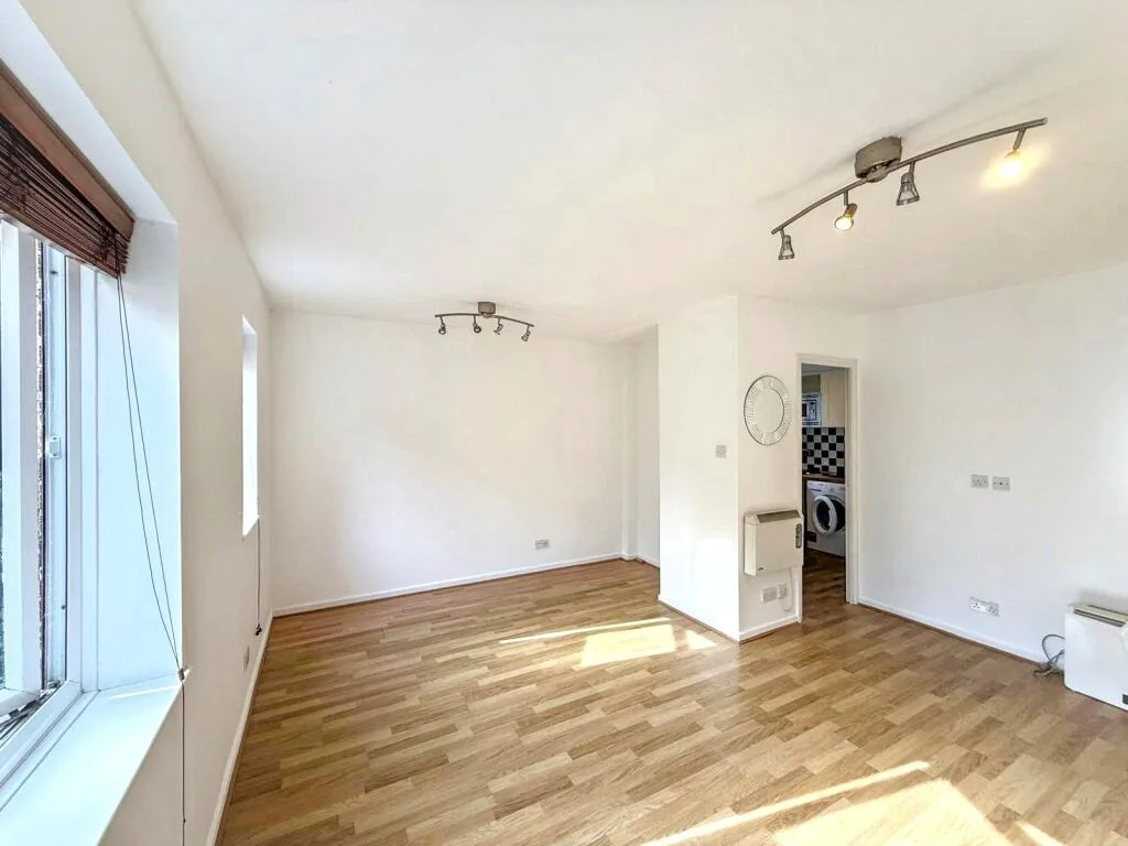Studio apartment for rent
