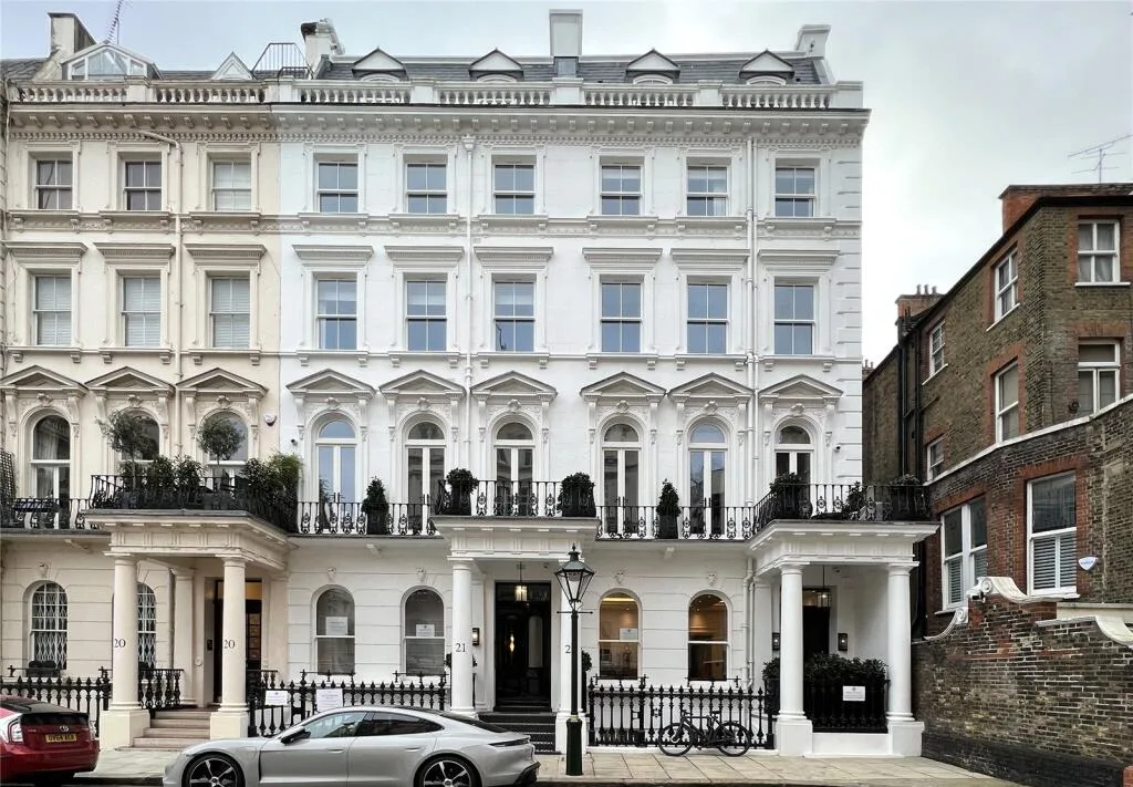 2 bedroom penthouse for rent