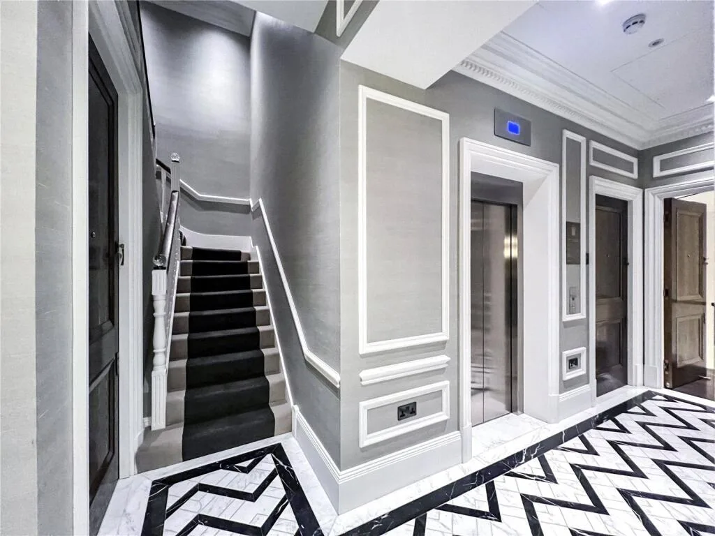 2 bedroom penthouse for rent