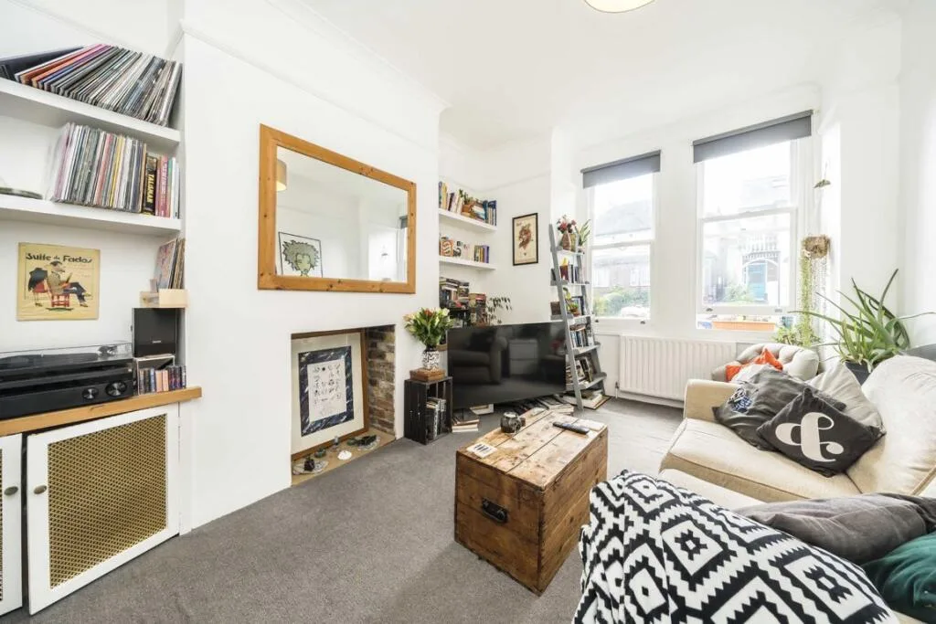 2 bedroom flat for rent