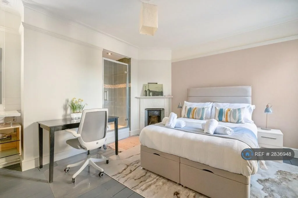 1 bedroom house share for rent