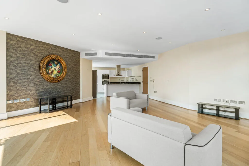 3 bedroom apartment for rent