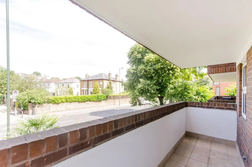 2 bedroom flat for rent