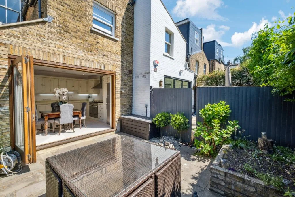3 bedroom terraced house for rent