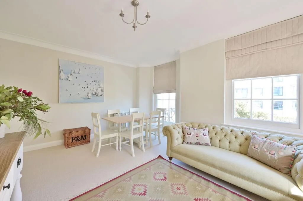 3 bedroom flat for rent