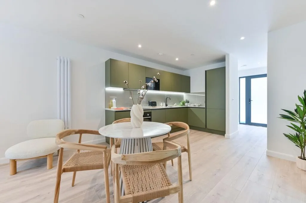2 bedroom flat for rent