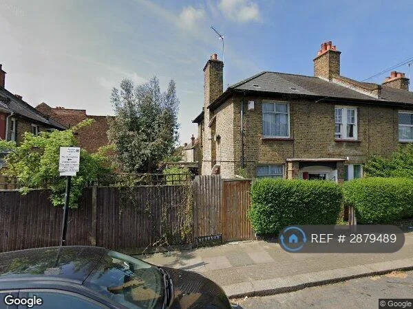 2 bedroom end of terrace house for rent