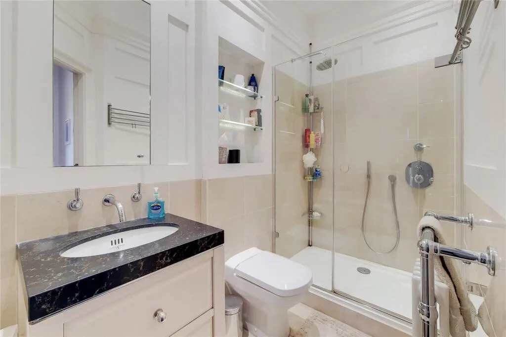 3 bedroom flat for rent