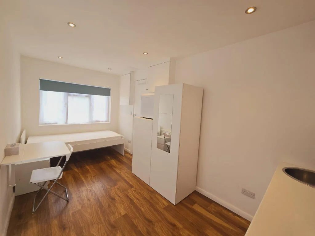 Studio flat for rent