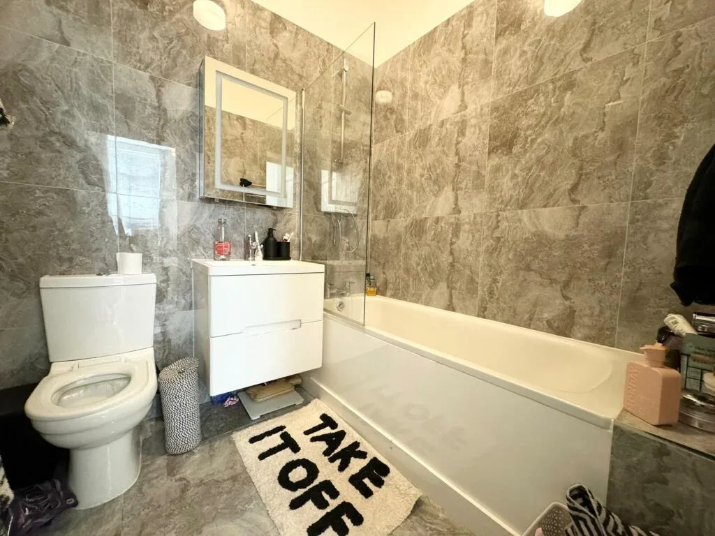 3 bedroom apartment for rent