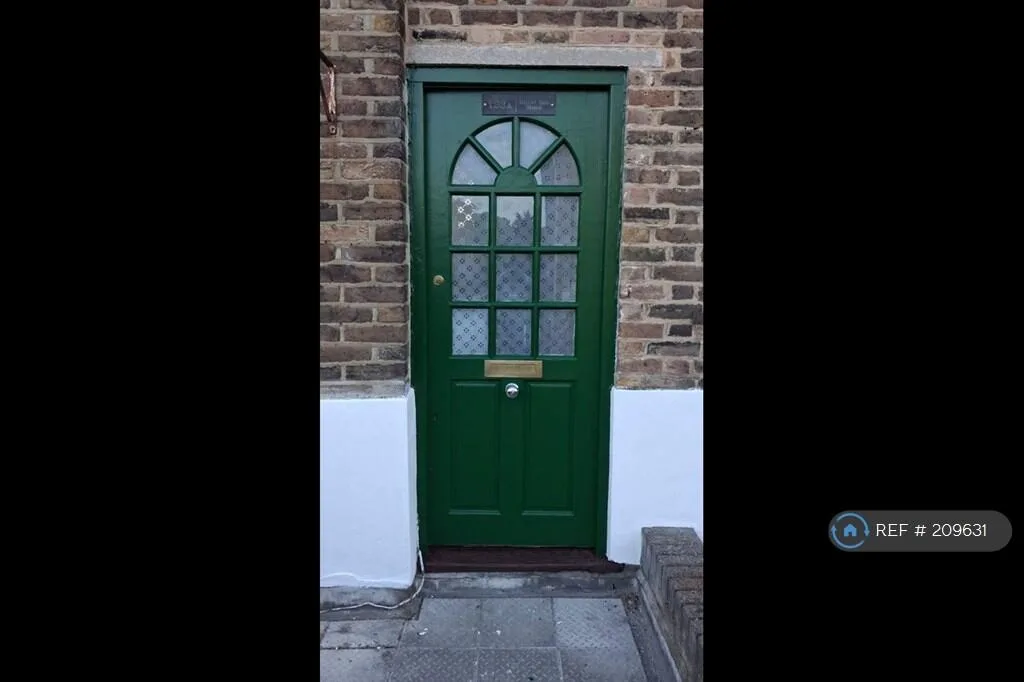 3 bedroom maisonette for rent