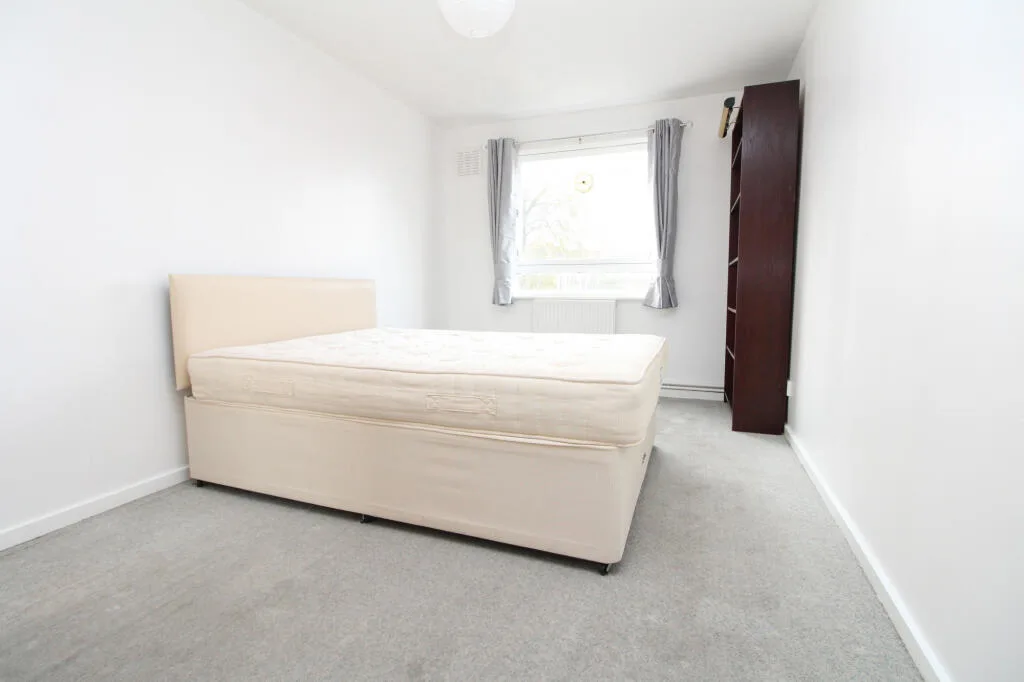 3 bedroom maisonette for rent