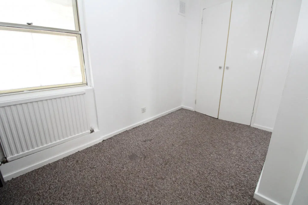 3 bedroom maisonette for rent
