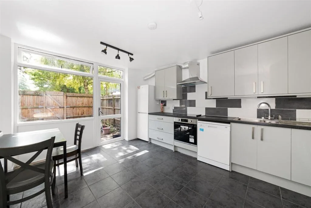 3 bedroom house for rent