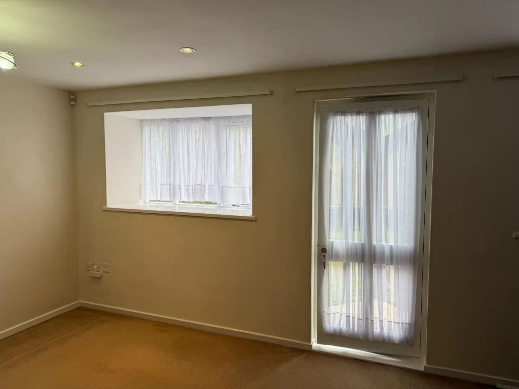 Studio flat for rent