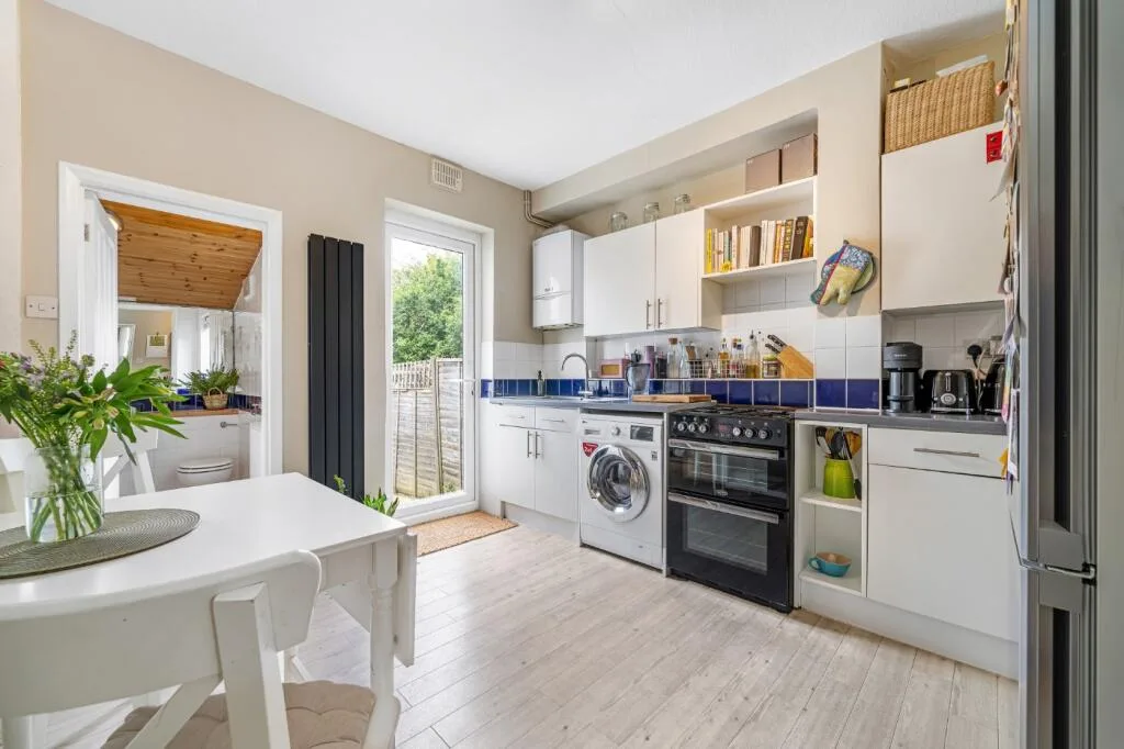 2 bedroom terraced house for rent