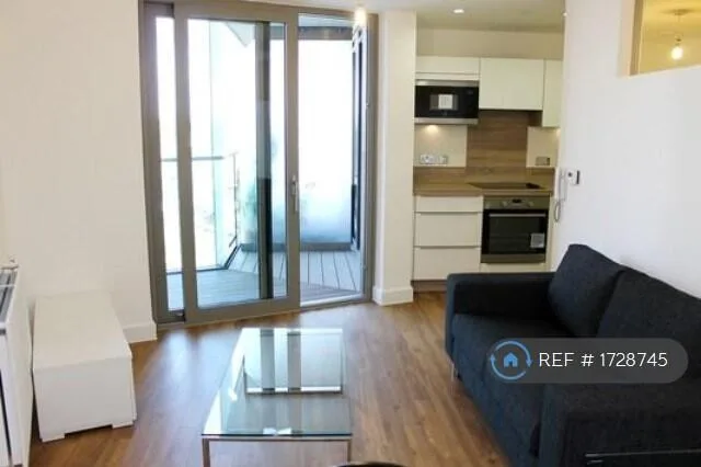 Studio flat for rent