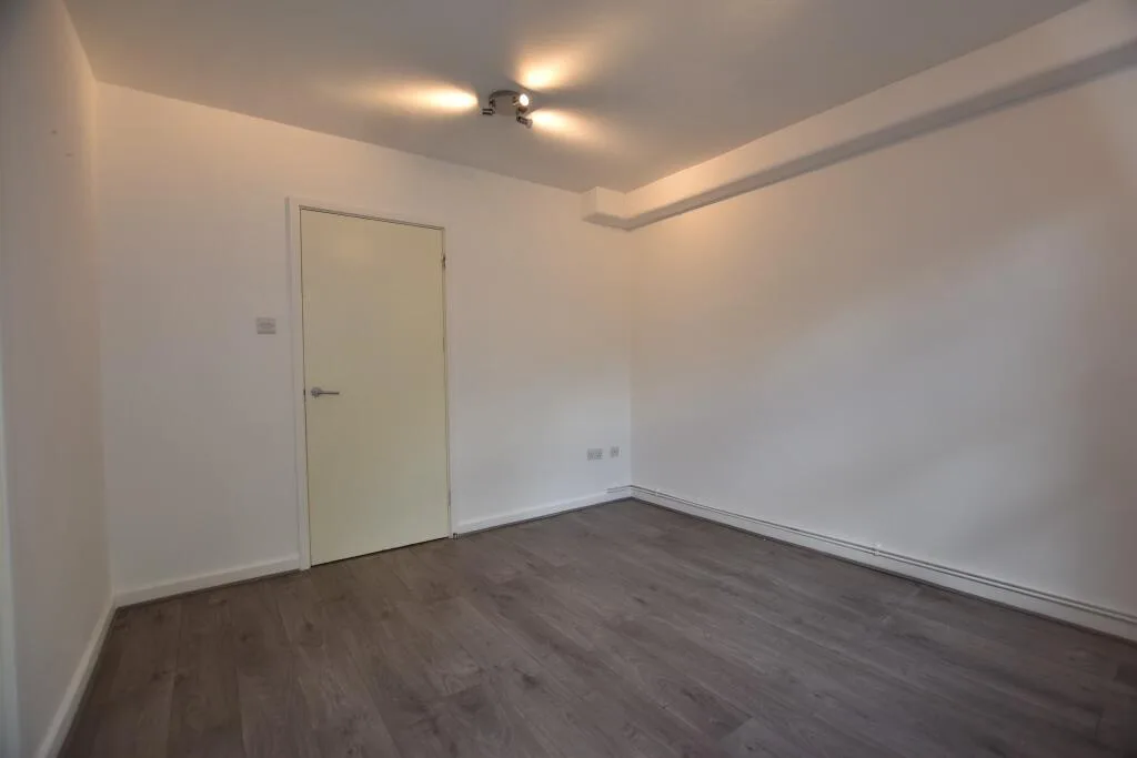 1 bedroom ground floor flat for rent
