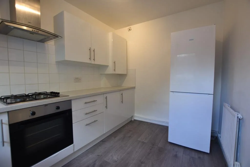 1 bedroom ground floor flat for rent