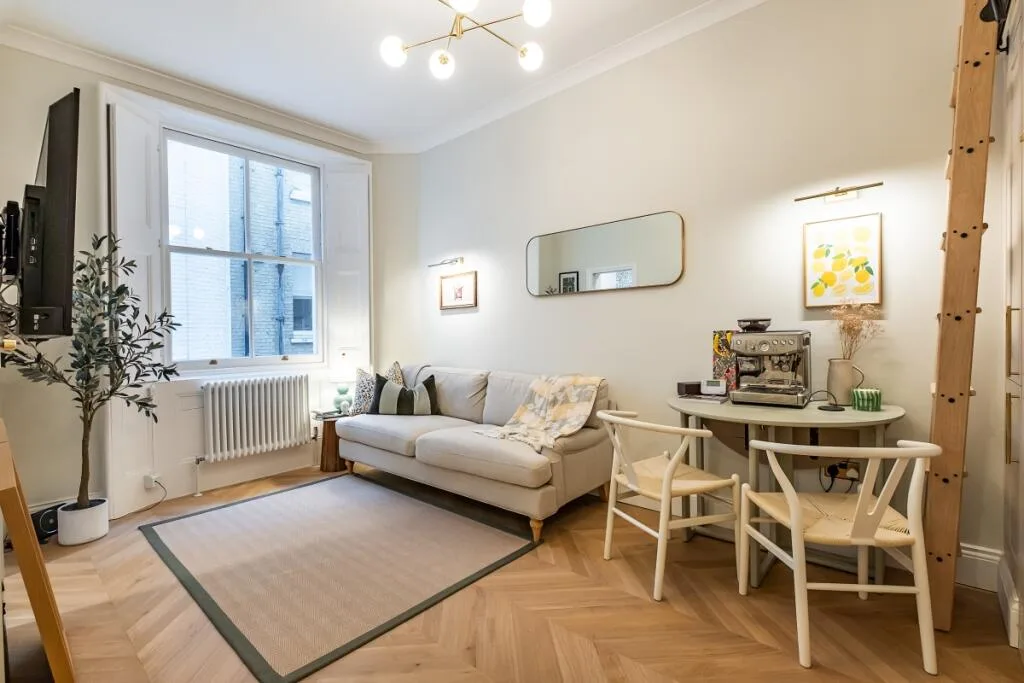 Studio flat for rent