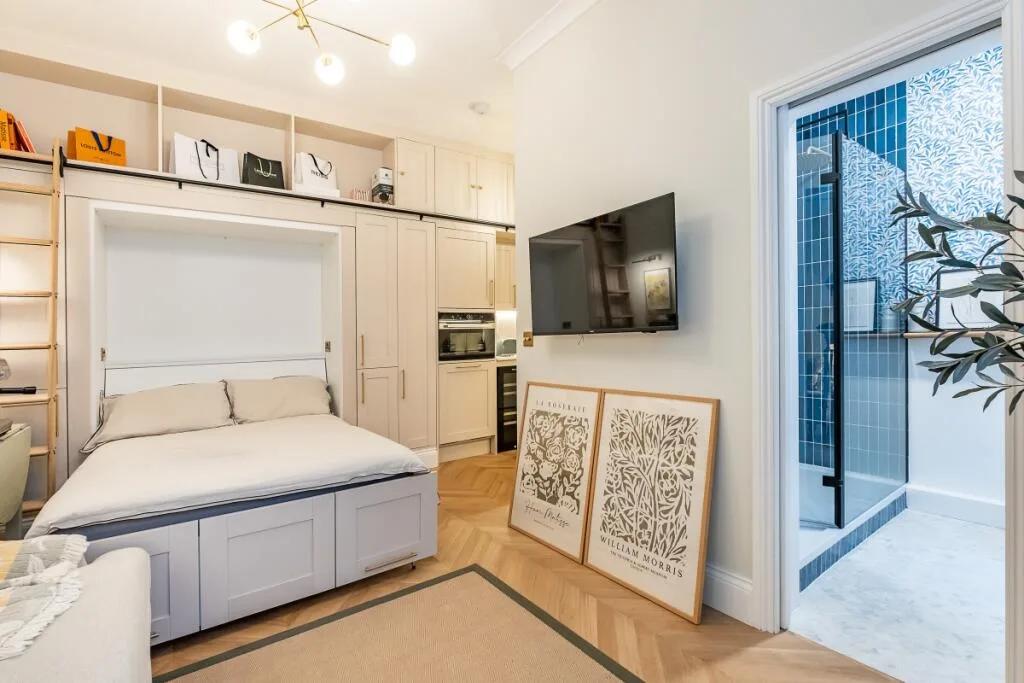 Studio flat for rent