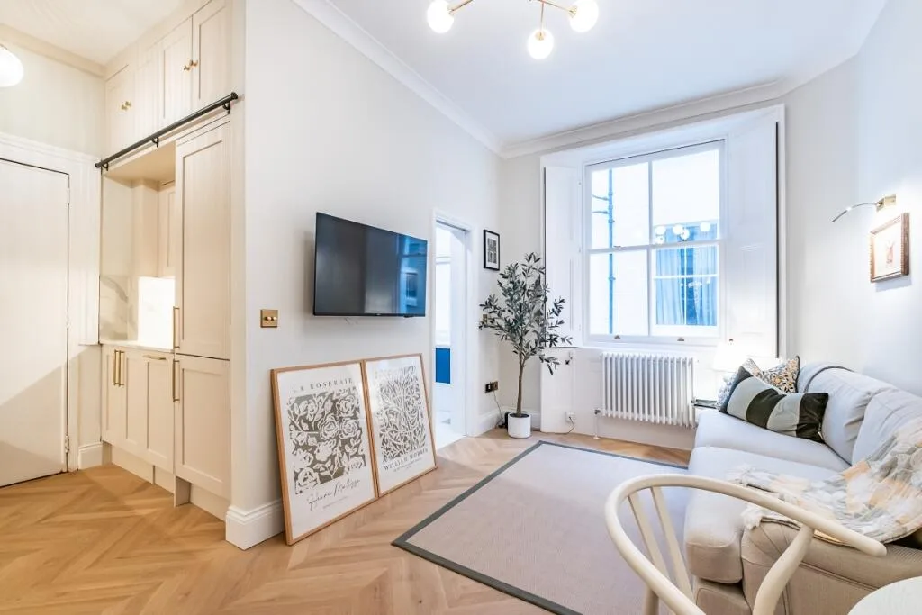 Studio flat for rent