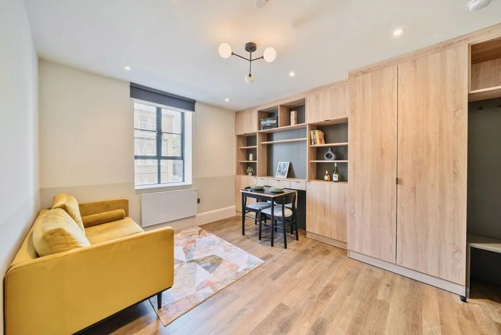 Studio flat for rent