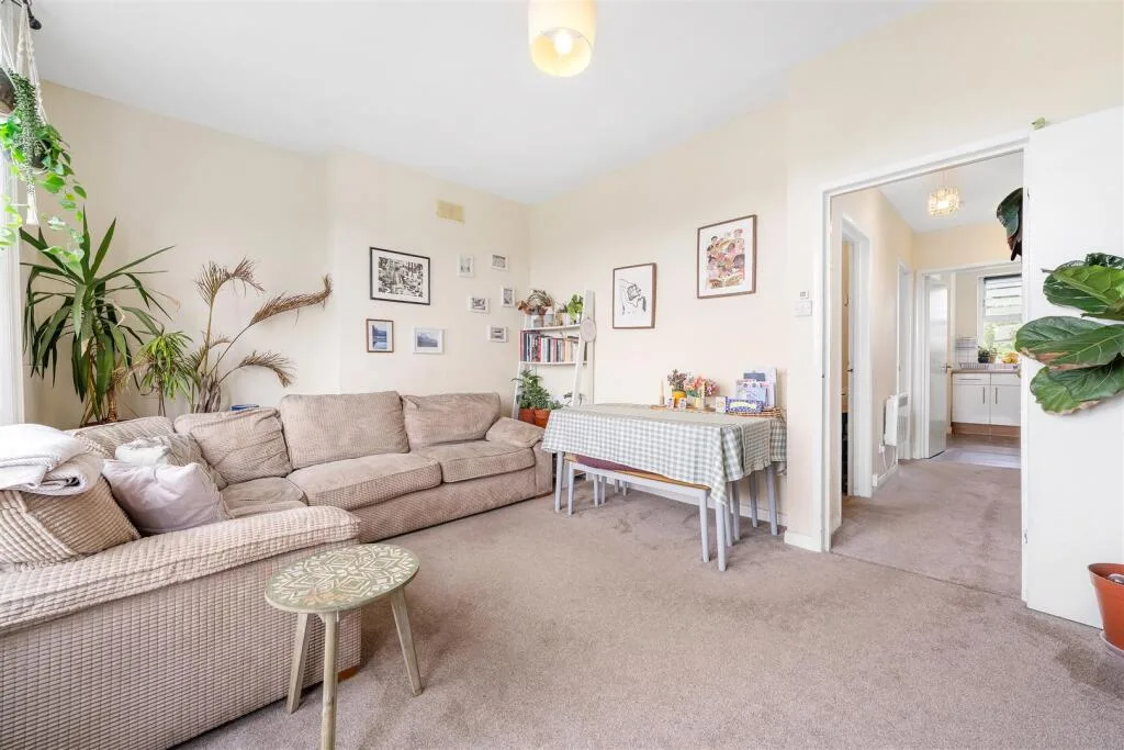 1 bedroom flat for rent