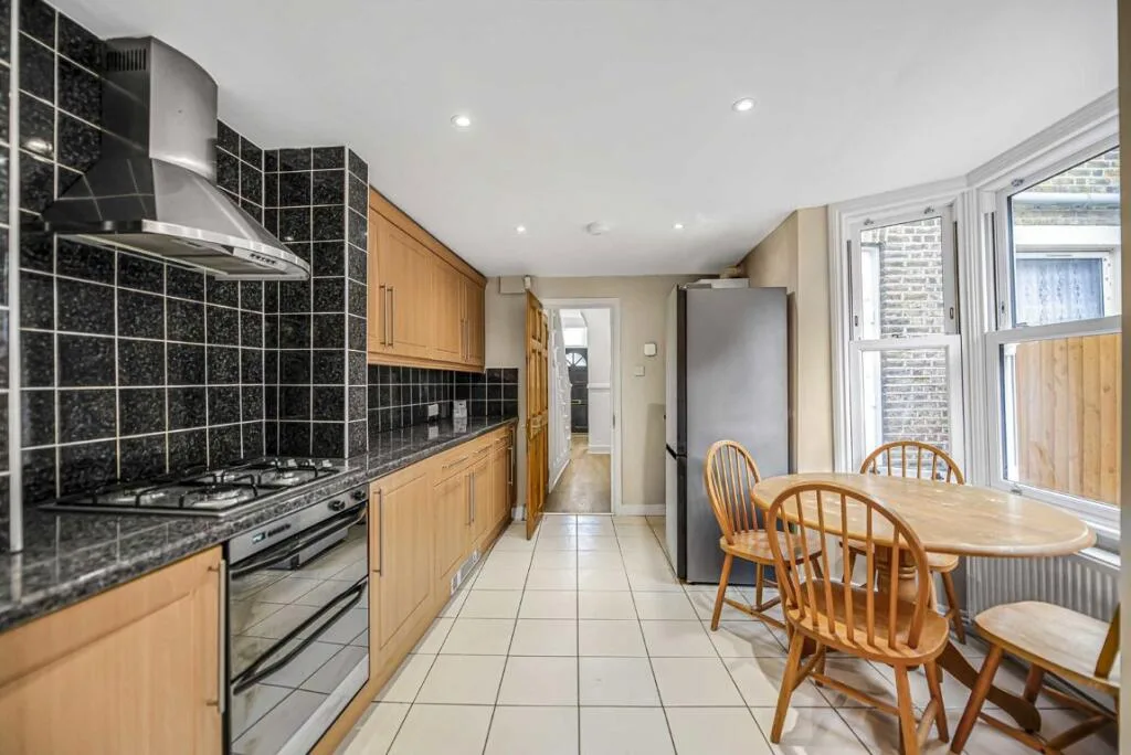 3 bedroom terraced house for rent