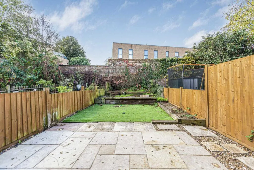 3 bedroom terraced house for rent