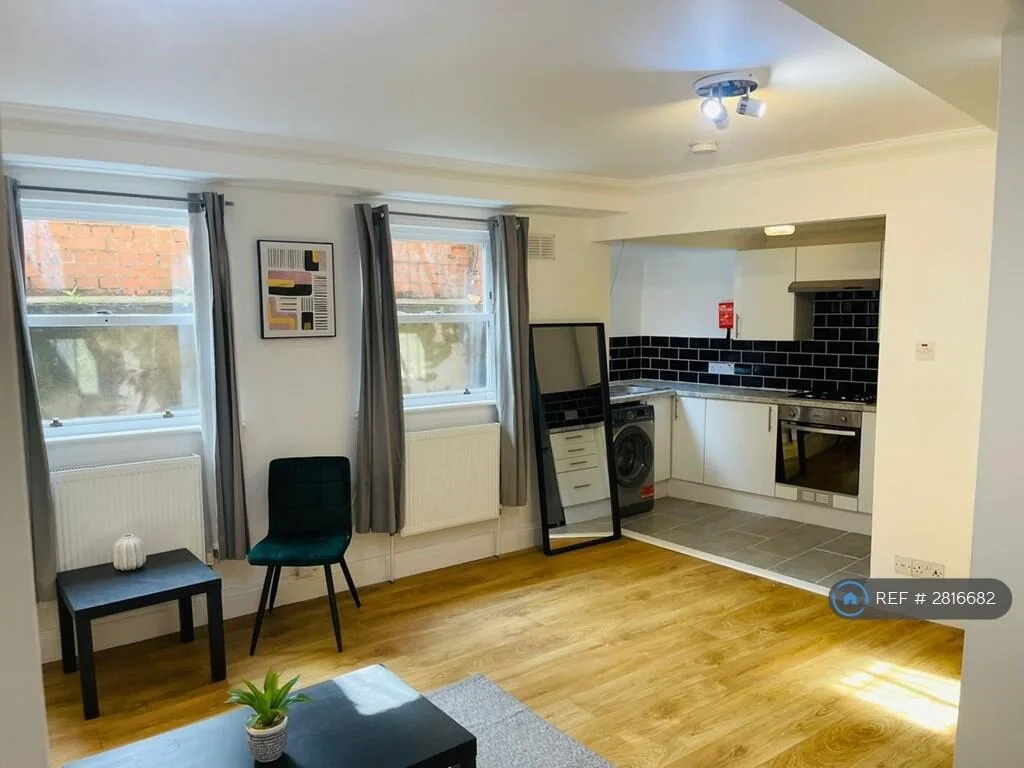 1 bedroom flat for rent