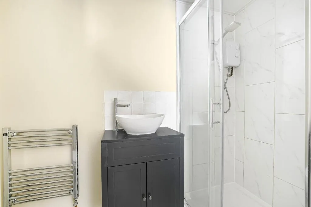 3 bedroom flat for rent