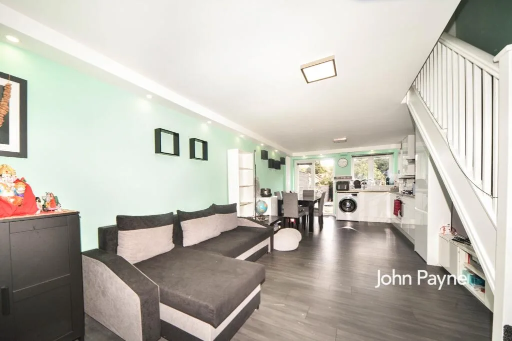 2 bedroom terraced house for rent