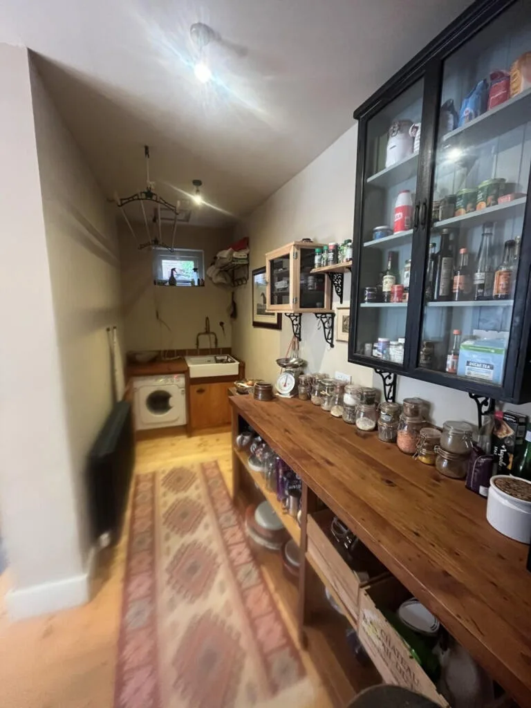 3 bedroom semi-detached house for rent