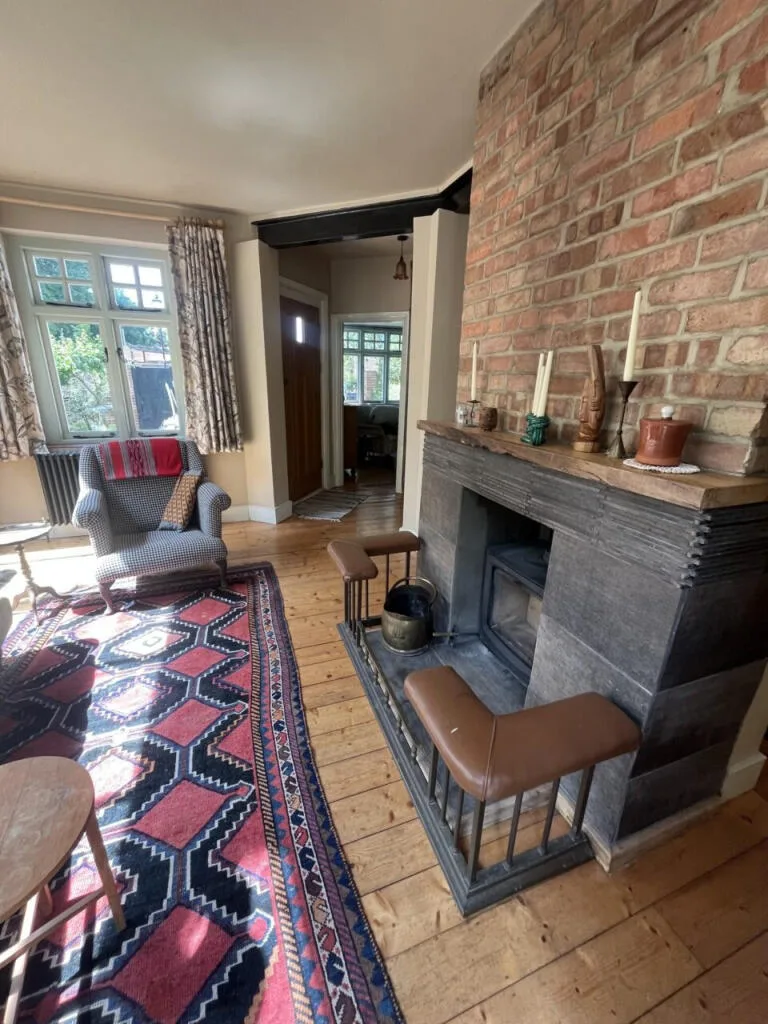 3 bedroom semi-detached house for rent
