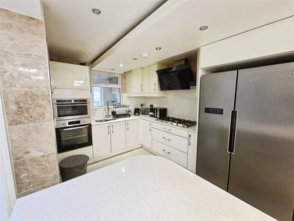 4 bedroom terraced house for rent