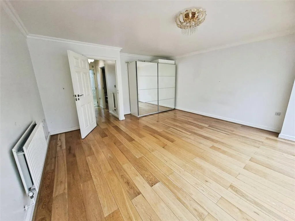4 bedroom terraced house for rent