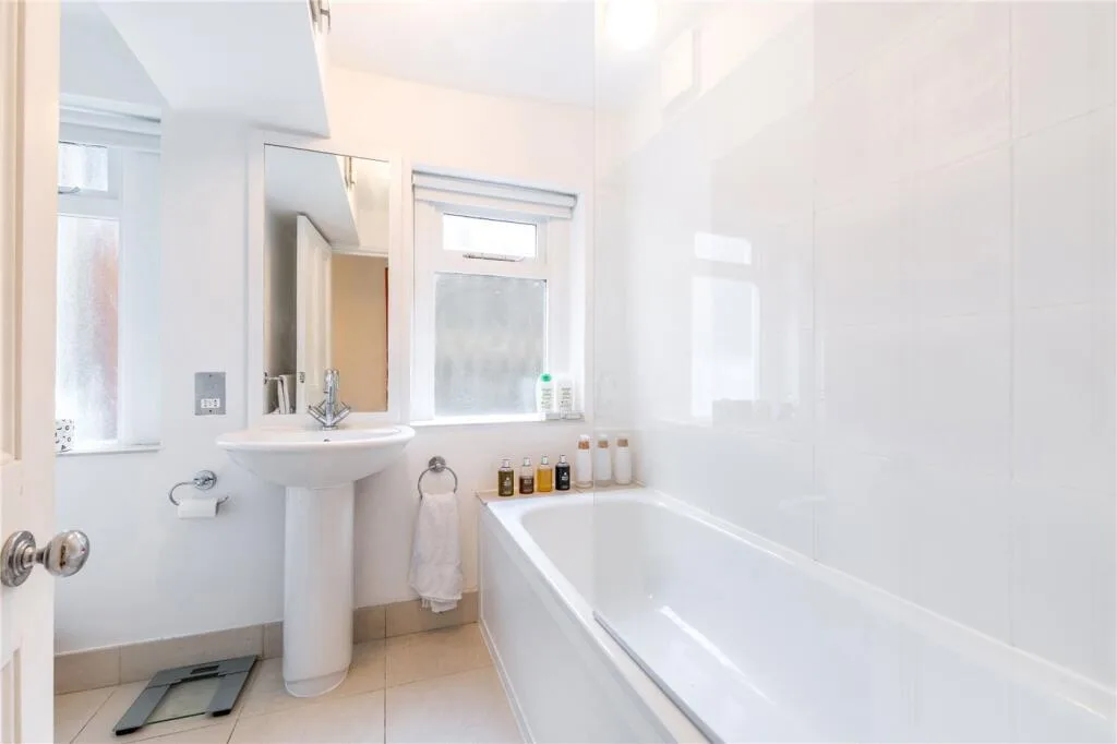1 bedroom apartment for rent