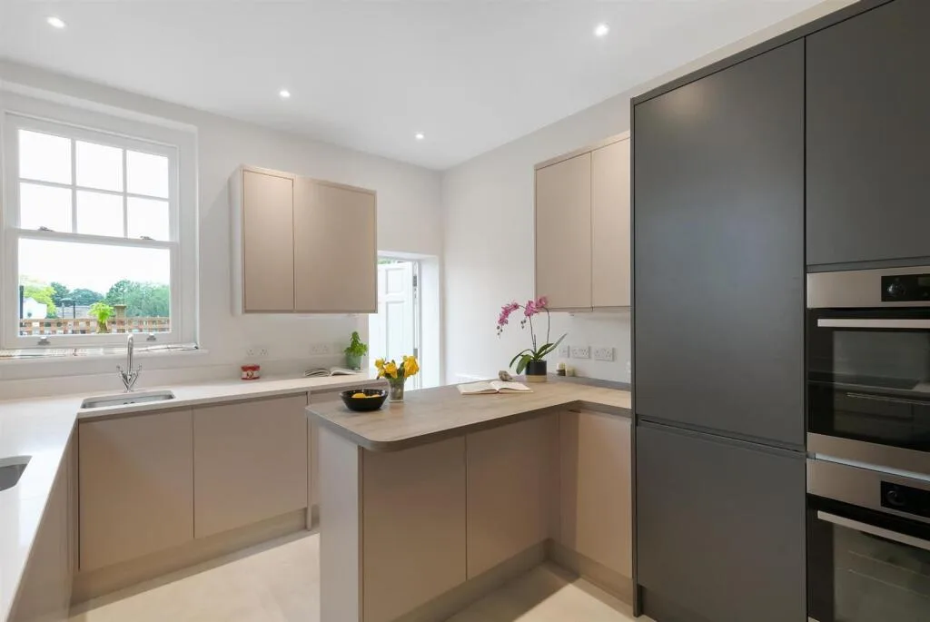 1 bedroom house share for rent