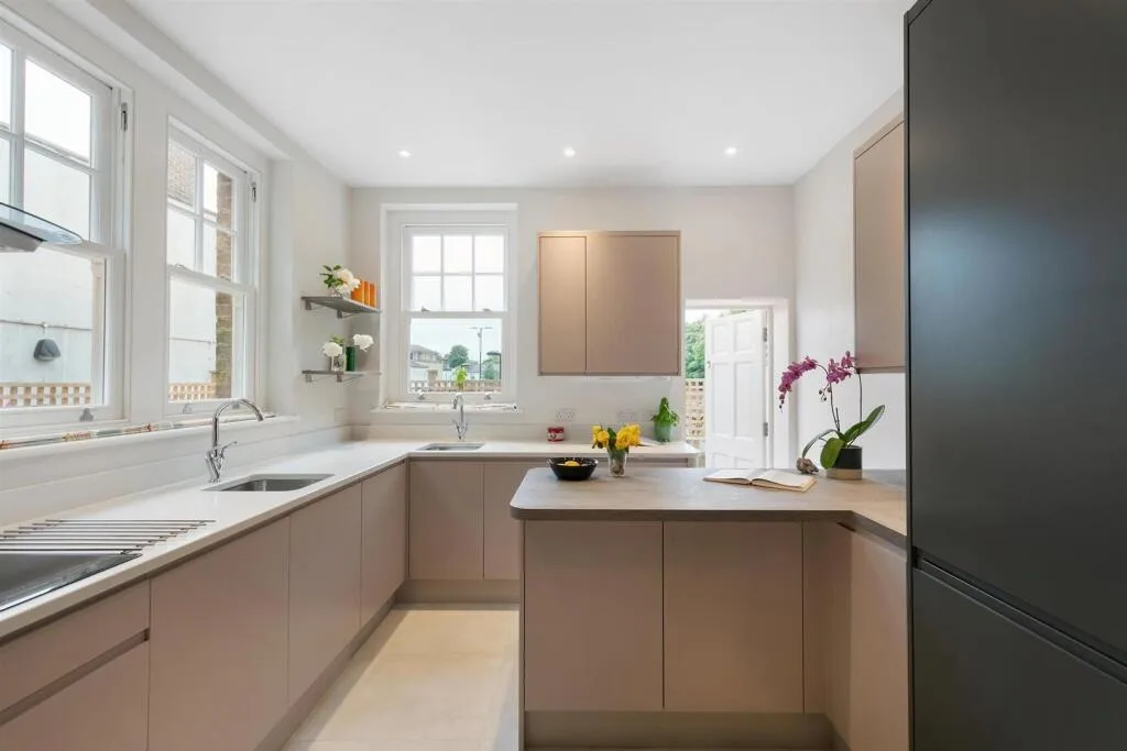 1 bedroom house share for rent