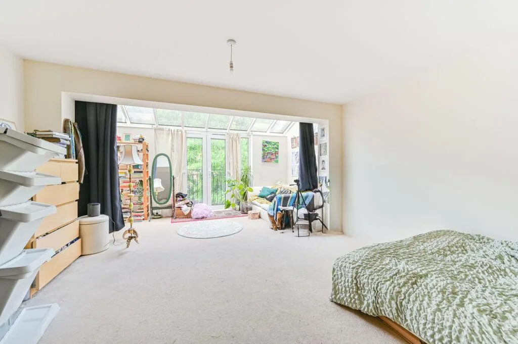 4 bedroom terraced house for rent