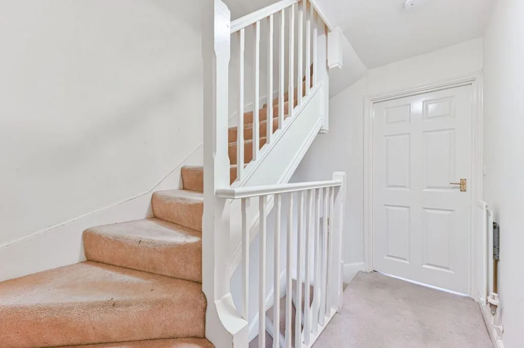 4 bedroom terraced house for rent