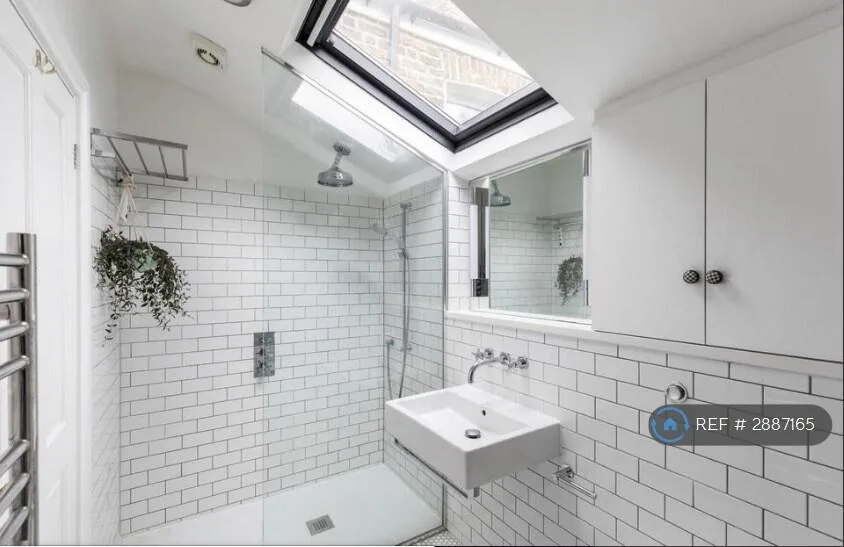 5 bedroom terraced house for rent